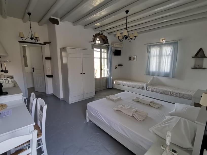 Elia Apartments Agios Romanos Экстерьер фото